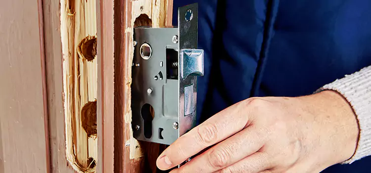Garage Door Lock Replacement Sun City Center